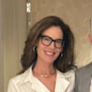 Meet your Posher, Carolyne